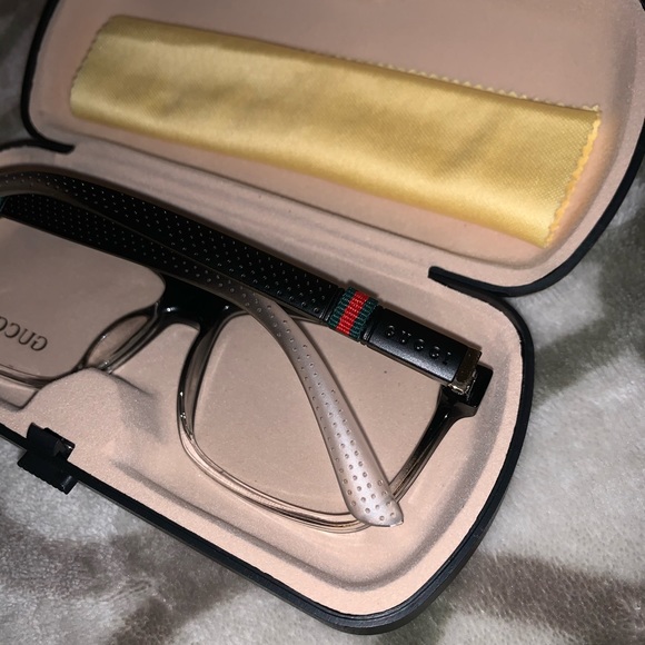 GUCCI GLASSES - Picture 3 of 6